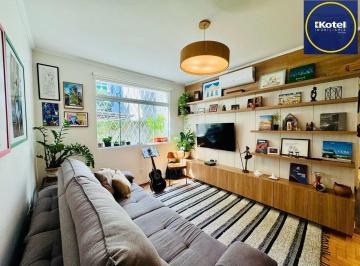 Apartamento · 77m² · 2 Quartos · A poucos passos do Parcão – 2 Suítes Reformado e Mobiliado no Rio Branco