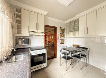 Apartamento · 112m² · 3 Quartos · 2 Vagas · Apartamento com 3 quartos para alugar por R$ 2800.00, 112.44 m2 - ZONA 07 - MARINGA/PR