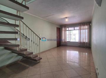 Casa · 118m² · 2 Quartos · 2 Vagas · Casa a venda nas imediações do metrô Saúde , 2 quartos, edícula, entrada lateral, quintal e 2 vagas!