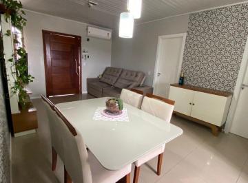 Casa · 126m² · 2 Quartos · 3 Vagas · Casa térrea com 2 dormitórios, totalmente reformada.