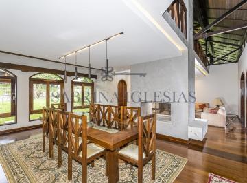 Casa · 766m² · 4 Quartos · CASA COM 4 SUÍTES EM CONDOMÍNIO EM SANTA FELICIDAD