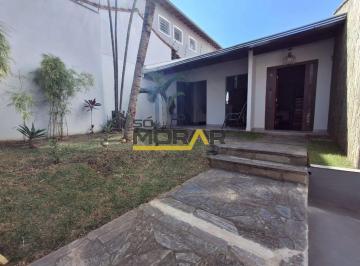 Casa · 420m² · 4 Quartos · 4 Vagas · Casa a Venda - Ampla, Confortavel e Completa!