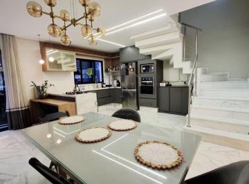 Casa de 4 quartos, Curitiba · Triplex Alto Padrão à venda no Boqueirão