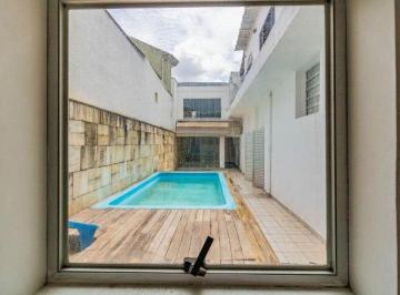 Casa de 4 quartos, São Paulo · CASA TÉRREA COM PISCINA E 4 SUÍTES - AEROPORTO DE CONGONHAS - METRÔ CONCEIÇÃO