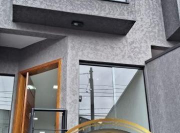Foto 01 · Sobrado à venda com 3 quartos, 1 suíte e 2 salas na cidade de cidade] no bairro bairro] - 130,00 m²,