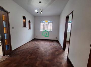 Casa · 3 Quartos · 2 Vagas · Casa à venda no bairro Carijós-Conselheiro Lafaiete