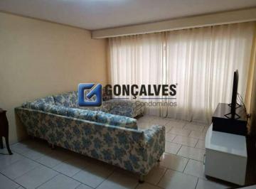 Casa · 196m² · 3 Quartos · 2 Vagas · Sobrado com 3 Quartos (2 Suítes) para Aluguel em Nova Petrópolis, SBC