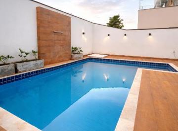 Piscina para momentos de lazer · Casa à Venda no Condomínio Solaris em Boituva/SP. 