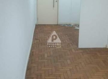 Comercial · 26m² · Sala Comercial à Venda no Centro do Rio de Janeiro – 26 m², 1 Banheiro, Financiamento Aceito