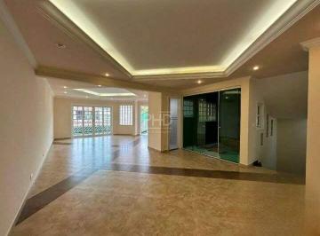 Casa · 383m² · 3 Quartos · 6 Vagas · Sobrado de Alto Padrão com 6 Vagas à Venda em Nova Petrópolis – São Bernardo do Campo