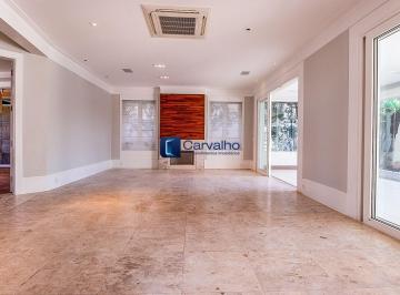 Casa · 524m² · 4 Quartos · 9 Vagas · Residência de Alto Padrão com 4 Suítes, Piscina no Páteo Santa Fé – Gramado