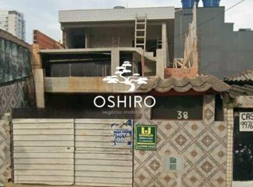 Casa · 200m² · 3 Quartos · 2 Vagas · Casa à venda no Embaré em Santos