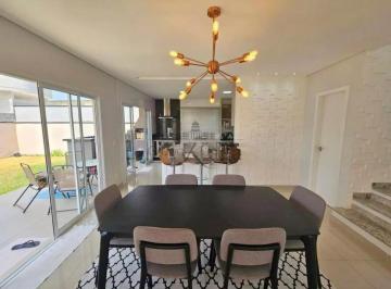 Casa · 340m² · 3 Quartos · 4 Vagas · Oportunidade - Casa Sobrado em Condomínio - Caçapava - Condomínio Terras do Vale - 3 Dormitórios - 2
