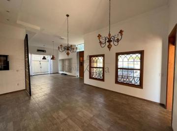 Casa · 587m² · 3 Quartos · 3 Vagas · Oportunidade - Casa em Condomínio - Bairro do Grama - Caçapava - Condomínio Terras do Vale - 3 Dormi
