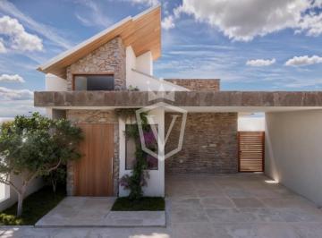 Casa · 300m² · 3 Quartos · 2 Vagas · Casa Térrea à venda no Condomínio Campos de Medeiros - Medeiros - Jundiaí/SP