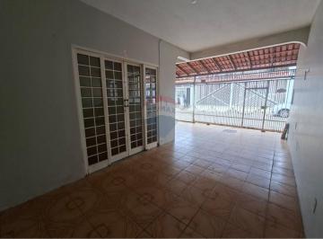 Casa · 360m² · 3 Quartos · A VENDA EXECELENTE  SOBRADO 3 QUARTOS COM SUITE NO P SUL QNP 14 ACEITA FINANCIAMENTO E FGTS