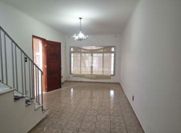 Casa · 200m² · 3 Quartos · 2 Vagas · Sobrado frontal, com 3 dormitórios sendo 1 suíte e 2 vagas de garagem na Vila Matilde