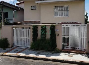 FACHADA · Casa à venda na região das flores em Poços de Caldas