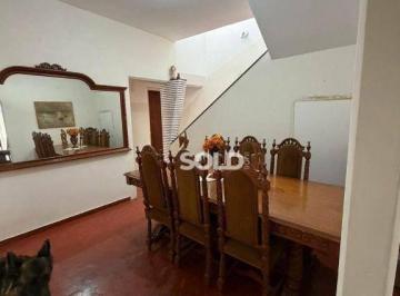 8c8df3f950b954390bd2f7d5264718afbcf51720 · Sobrado com 5 dormitórios à venda, 320 m² por R$ 670.000 - Centro - Franca/SP
