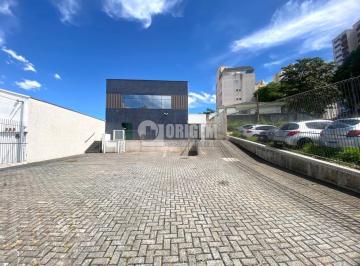 892516750.jpg · Galpão Comercial com 350 m² de área construída com 10 vagas de estacionamento                       