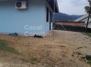 Casa · 70m² · 2 Quartos · 1 Vaga · CASA DE 2 DORMITÓRIOS E AMPLO TERRENO