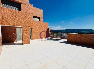 Apartamento · 473m² · 4 Quartos · 6 Vagas · Cobertura Triplex no Condomínio Alta Vista - Torre Acqua