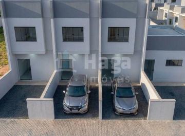 Casa · 62m² · 2 Quartos · 1 Vaga · Casa à venda no Bairro Águas Claras em Brusque/SC