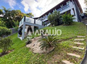 n2j0eq3zdybk1771036186990.jpg · Casa com piscina e 3 suítes + 1 dormitório no bairro Fazenda em Itajaí