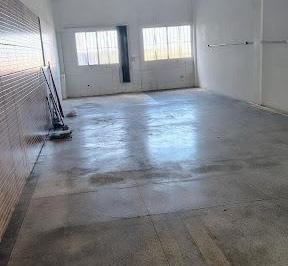 cf156d5d89c108451db64bce7b43f48f7ca656b7 · Salão para alugar, 70 m² - Calmon Viana - Poá/SP