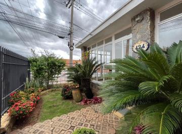 8efe00bf5650269e33e6f4d34d0e0668099fad9e · Casa com 4 dormitórios à venda, 218 m² por R$ 1.350.000,00 - Centro - Vinhedo/SP
