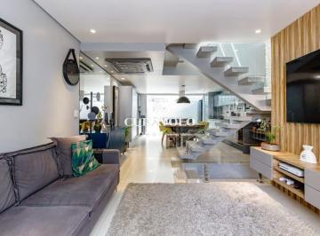 Casa · 135m² · 2 Quartos · 3 Vagas · Casa/sobrado à venda com 135 m², 2 suítes, lindo terraço e vagas, Mooca, São Paulo.