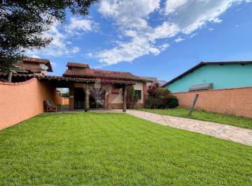 Casa · 152m² · 2 Quartos · 4 Vagas · CASA PARA LOCAÇÃO A 150M DA PRAIA – TODA MOBILIADA COM 2 SUÍTES + UM MEZANINO AMPLO.