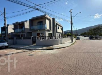 a05e4b6e · Casa, 4 dormitórios, 177 m², em São João do Rio Vermelho