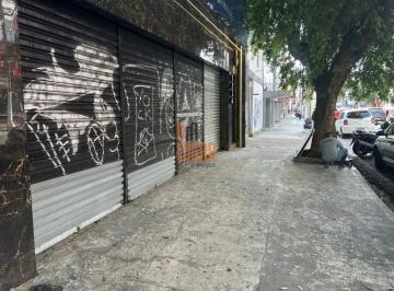 Comercial · 135m² · Um Lugar Imoveis ALUGA: Ponto Comercial de 135 m2 na Travessa Padre Eutiquio, localizacao de alto fl