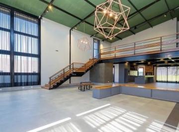 Casa · 455m² · 3 Quartos · 4 Vagas · Venda CASA CURITIBA PR Brasil