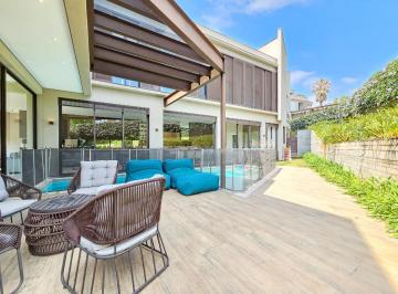 Casa · 420m² · 4 Quartos · 4 Vagas · Casa no condomínio Residencial Tamboré 11 Terras de Provence para venda com 4 quartos, sendo 4 suíte