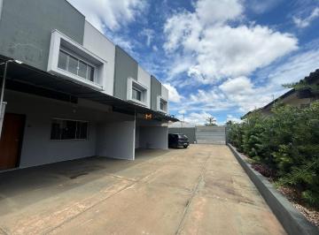 Apartamento · 98m² · 2 Quartos · 2 Vagas · Casa geminada com 2 quartos em condomínio fechado