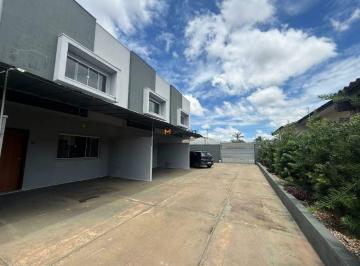 Apartamento · 98m² · 2 Quartos · 2 Vagas · Casa geminada com 2 quartos em condomínio fechado