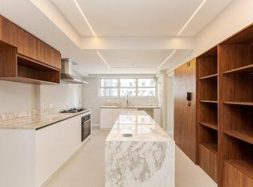 Apartamento · 247m² · 4 Quartos · Apartamento à venda - em Batel