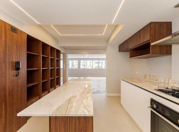 Apartamento · 247m² · 4 Quartos · Apartamento à venda - em Batel