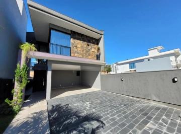 Casa · 390m² · 3 Quartos · 4 Vagas · Casa 3 Quartos com 1 Suíte - DeltaVille