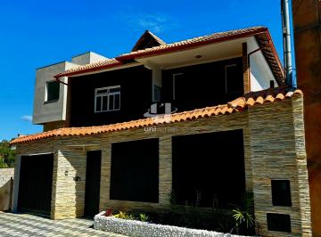 Casa · 271m² · 4 Quartos · 3 Vagas · Casa com Vista para a Natureza, 4 Quartos, Piscina, Sauna e Lareira no Novo Horizonte