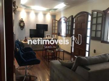 Casa · 300m² · 3 Quartos · 5 Vagas · Casa para locação no Paquetá – Ampla, confortável e em localização privilegiada!
