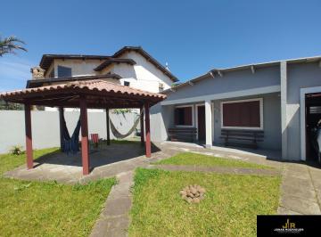 Casa · 72m² · 2 Quartos · 1 Vaga · Casa em ótima localização em região de moradores