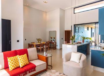 Casa · 300m² · 3 Quartos · 4 Vagas · Casa Térrea de Alto Padrão à Venda no Residencial Dona Maria Cândida