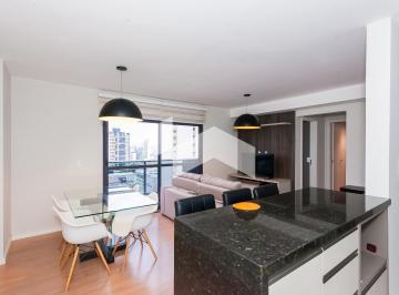 1 · Apartamento com 65 m², 2 quartos sendo 1 suíte para alugar no bairro Centro.