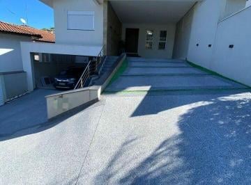 Casa · 220m² · 3 Quartos · 6 Vagas · Condomínio, Condomínio Aruã - Mogi das Cruzes