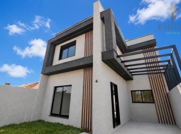 5890016530.jpg · Sobrados modernos com suíte e quintal em ótima localização no Bairro Santa Quitéria.