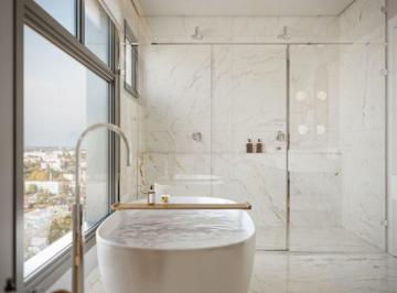 Apartamento de 4 quartos, Curitiba · Apartamento com 365 m² e 4 quartos à venda em Mossunguê