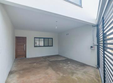 Casa · 202m² · 3 Quartos · 2 Vagas · Sobrado para venda em Olímpico com 3 quartos, sendo 3 suítes , 202m²